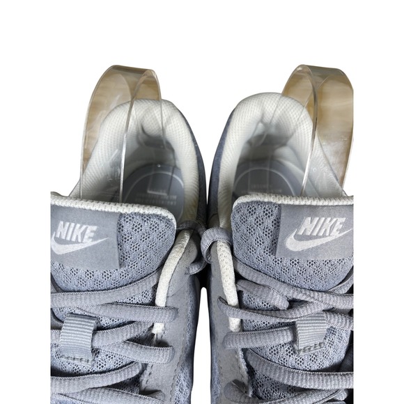 Nike TanJun Women's Running Shoes Gray White Size 10 Athletic Activewear - Picture 5 of 8